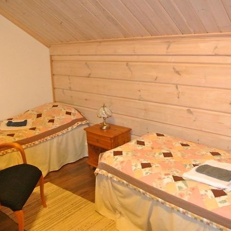 Guest House Haapaniemen Hirsikartano Iisalmi Exterior foto