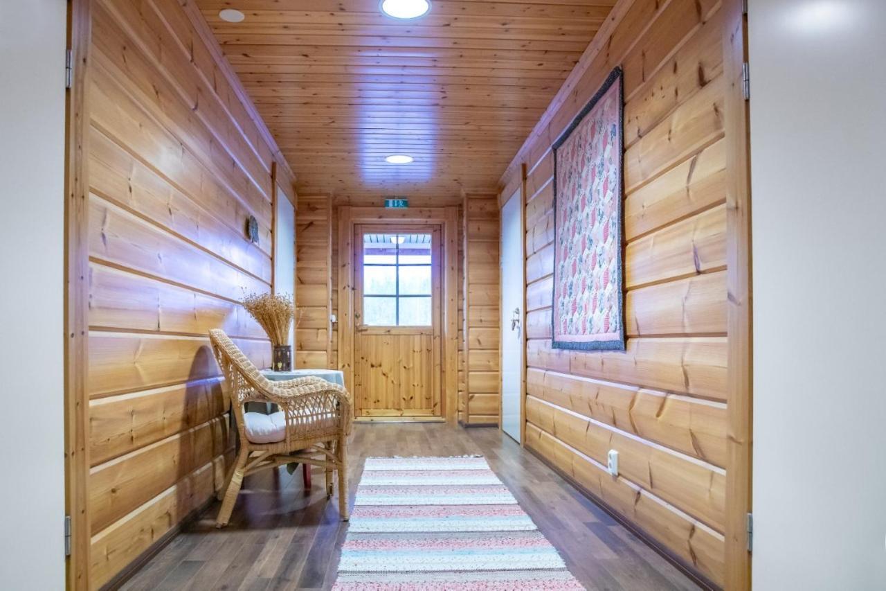 Guest House Haapaniemen Hirsikartano Iisalmi Exterior foto